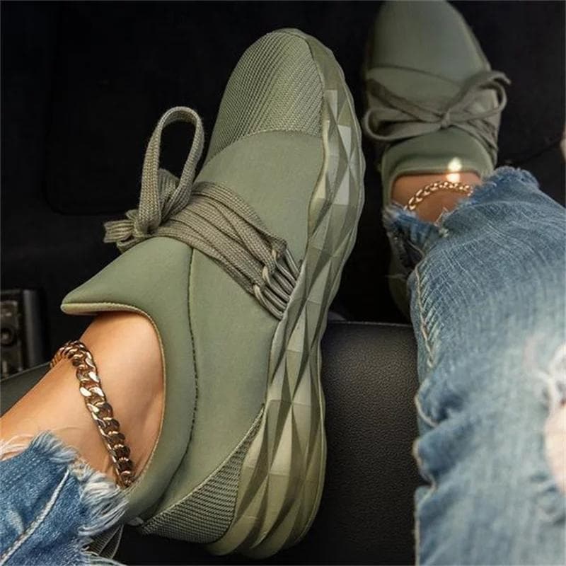 Dame Sneakers - Åndbart Mesh - Tykkesål med Komfort - Stilrent Design