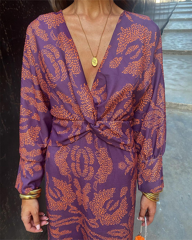 Dress for Women - Long-Sleeved V-Neck - Midi Length with Knot Detail - Elegant Fit