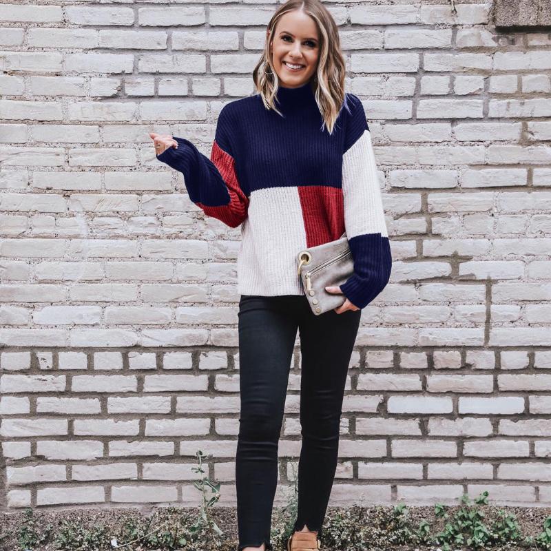 Women's Knit Sweater - Oversized Fit - Block Patterned - Soft and Warm