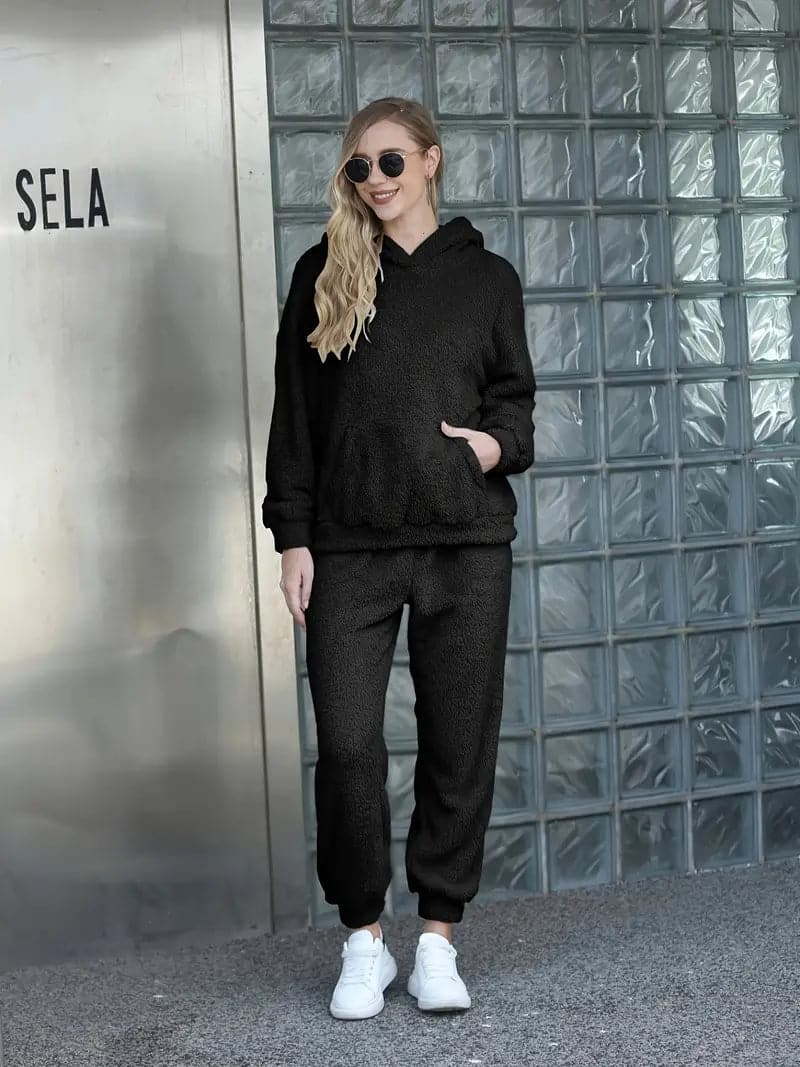 Women's Loungewear Set - Soft Fleece - Oversized Hoodie & Pants - Comfortable Fit