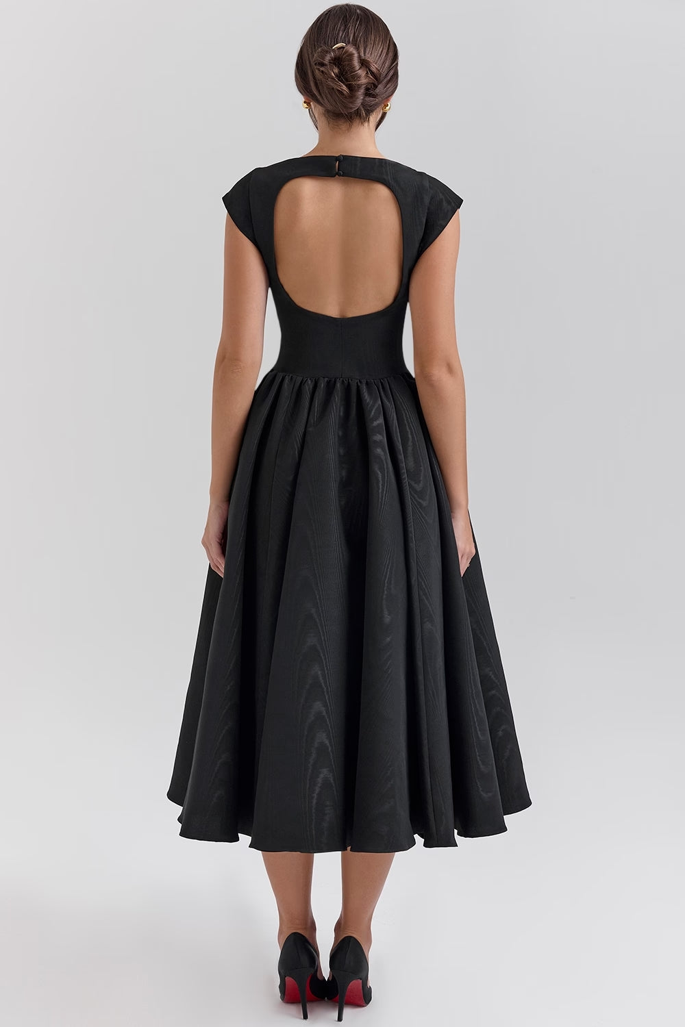 Dress for Women – A-line Fit – Midi Length – Sleeveless – High Neck – Elegant Cut