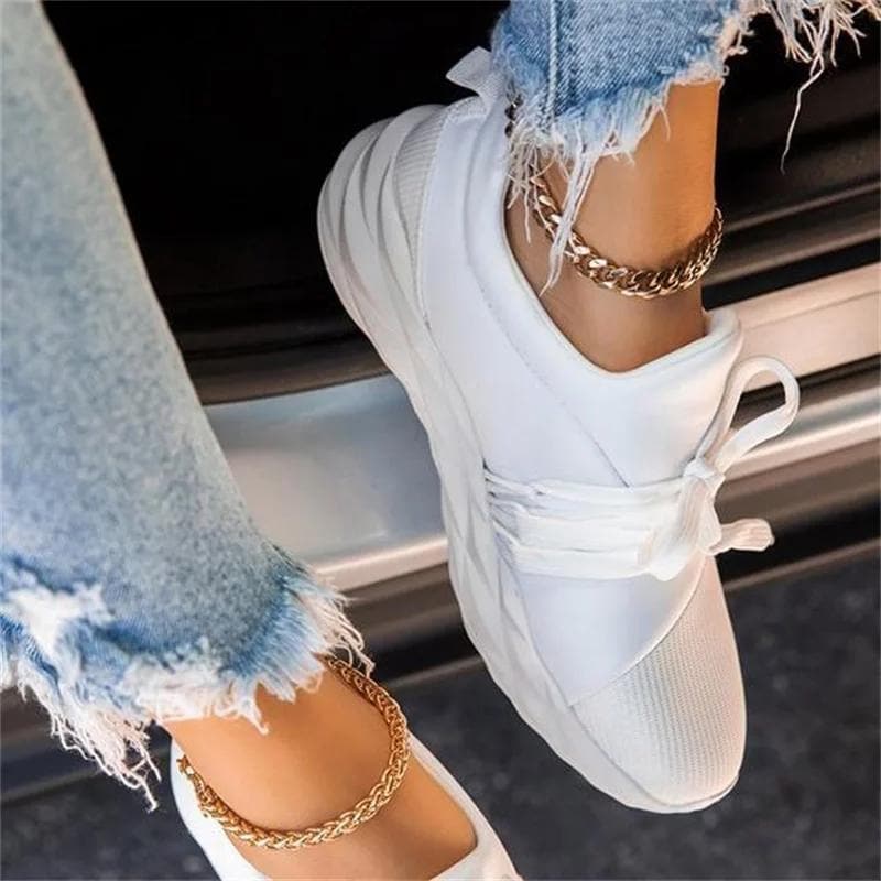 Dame Sneakers - Åndbart Mesh - Tykkesål med Komfort - Stilrent Design
