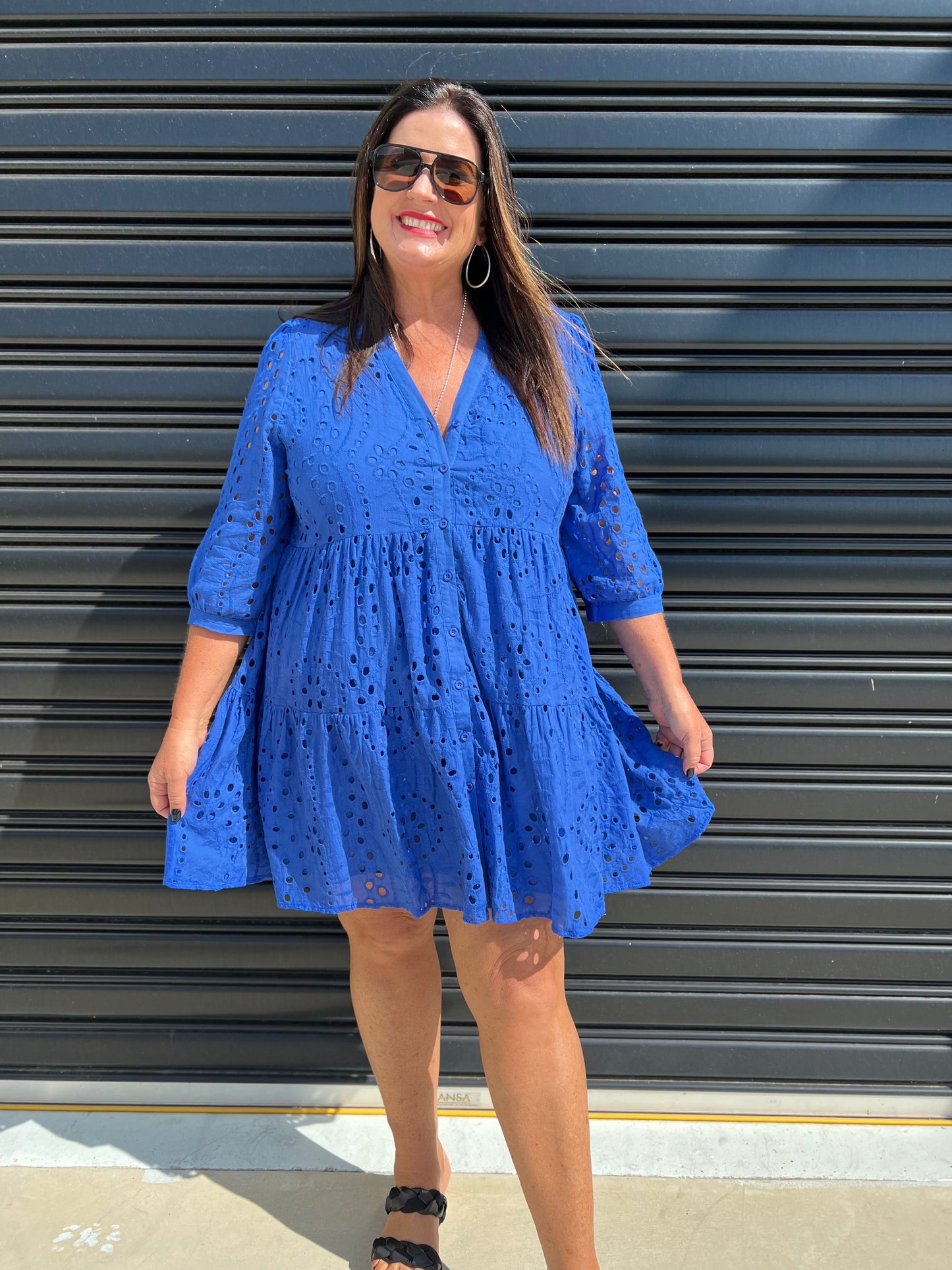 Women's Dress - A-line Loose Fit - 3/4 Sleeves - Button Closure & Broderie Anglaise