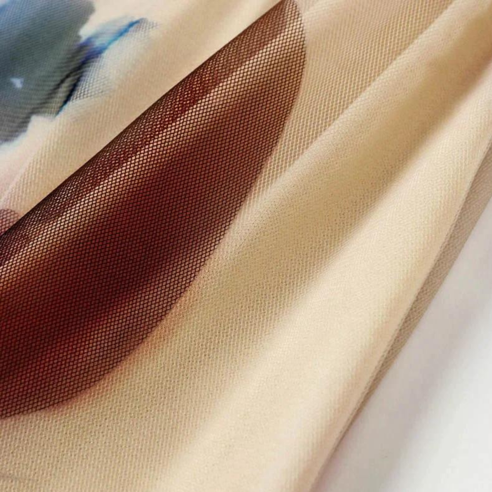 Women's Maxi Dress - Sleeveless V-neck - Floral Pattern - Elegant and Light Design