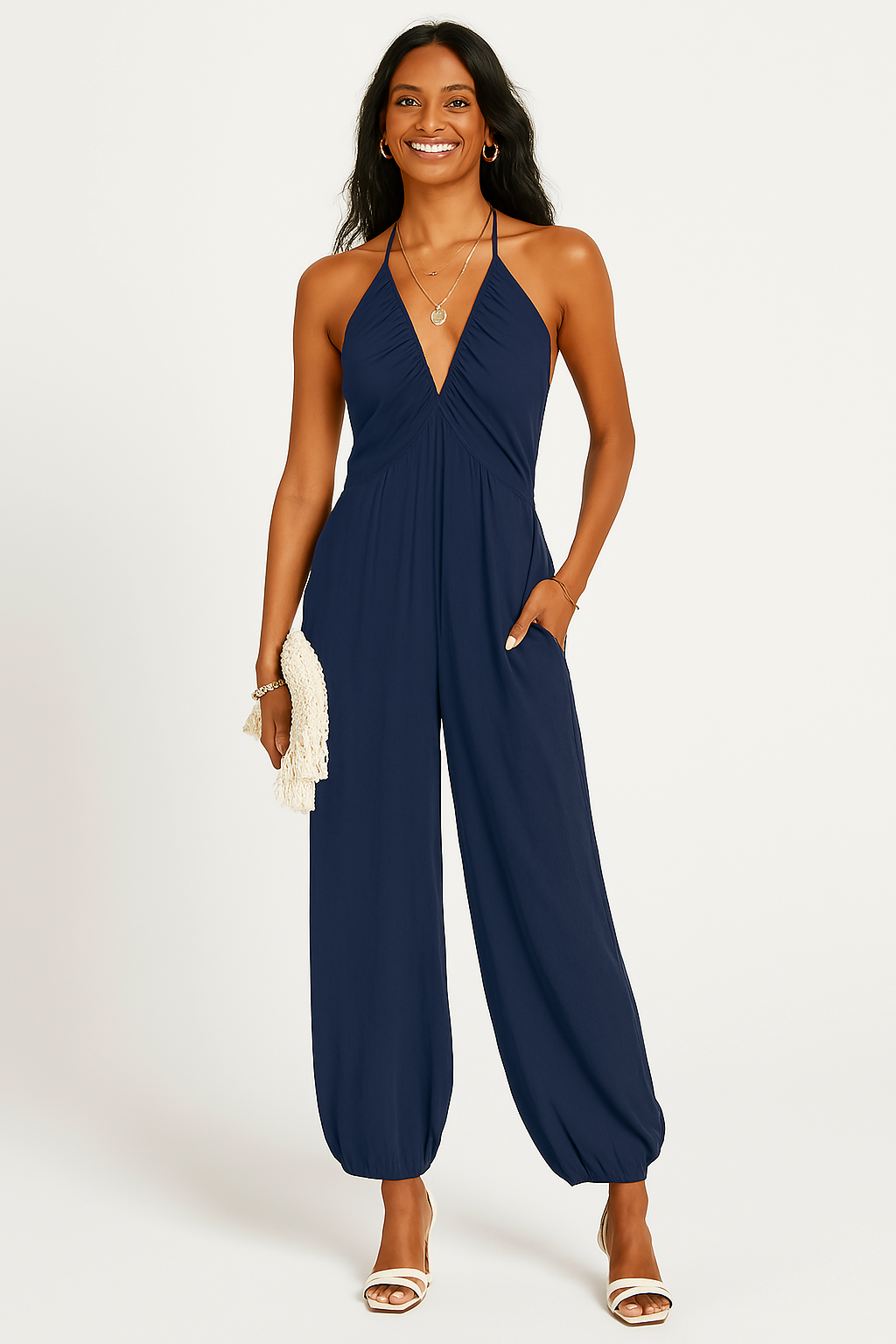 Dame Jumpsuit – Ærmeløs Halterneck – Dyb V-Hals – Afslappet Pasform – Taperet Ben – Lommer