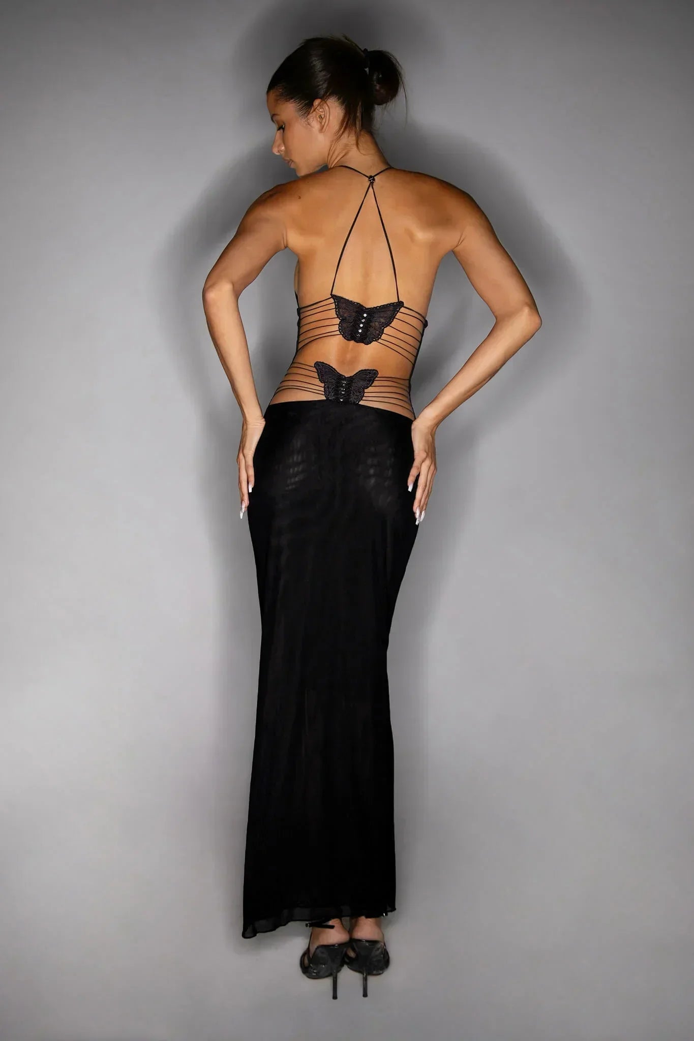 Dress for Women – Slim Fit – Open Back – Luxurious Fabric – Elegant Maxi Length