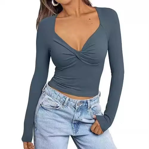 Dame T-shirt med V-udskæring – Slim Fit – Lange Ærmer – Cropped Twist Front