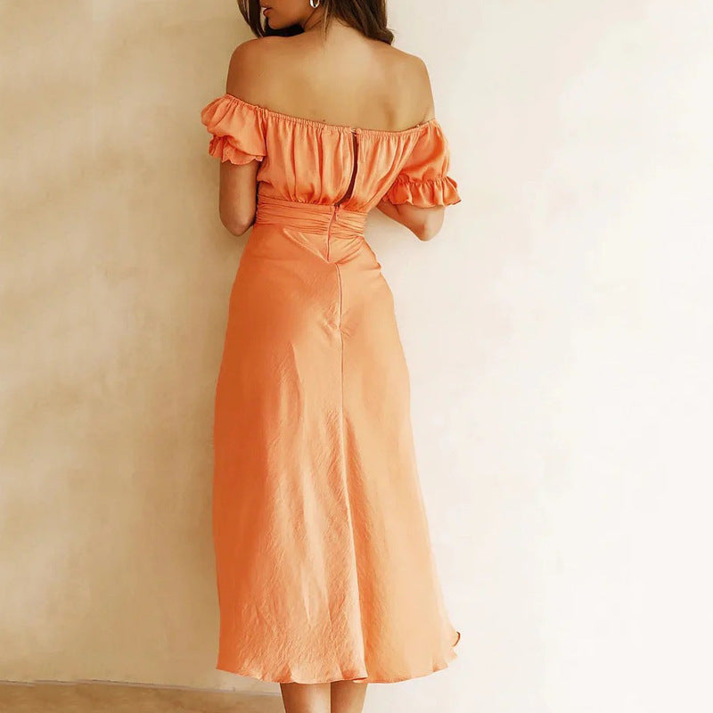 Damekjole midi – Off-shoulder – A-line pasform – Rynket talje – Flæseærmer