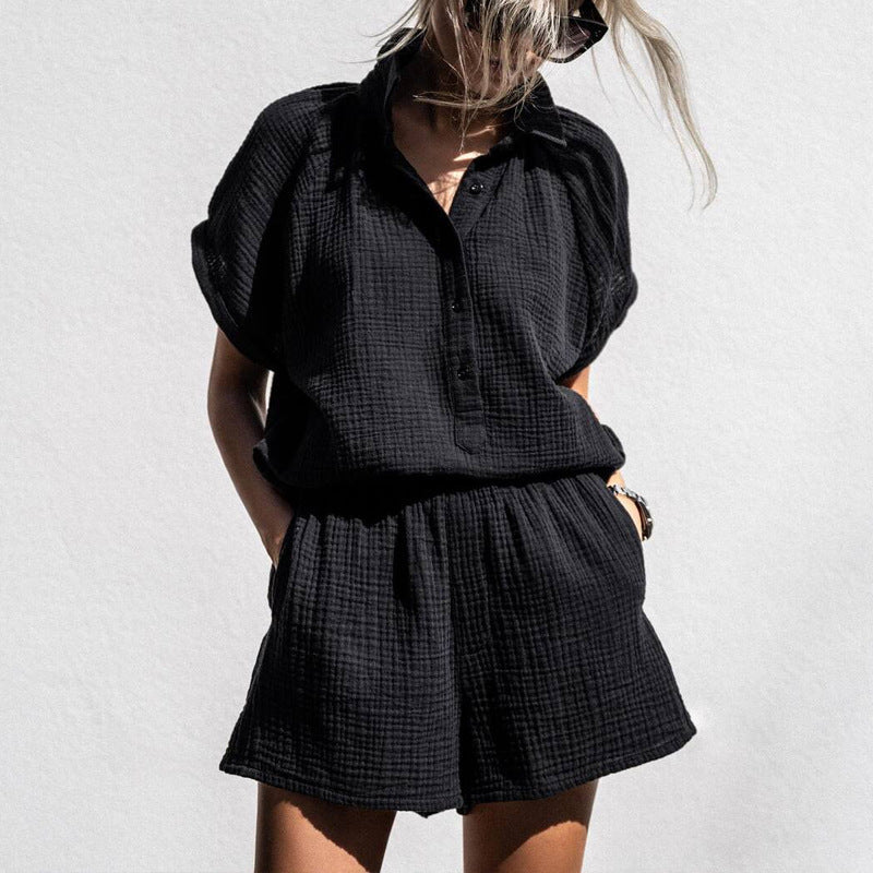 Dame Lounge Sæt – Bomuld – Afslappet Pasform – V-hals Top med Knapper – Elastikshorts