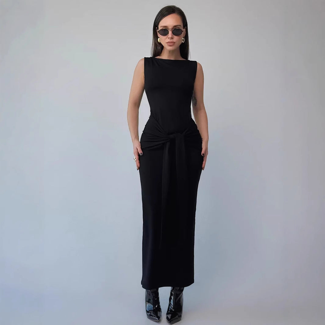 Kvindekjole Bodycon – Slim Fit – Ærmeløs Maxi – Rund Hals – Taljebånd Elegant Stil