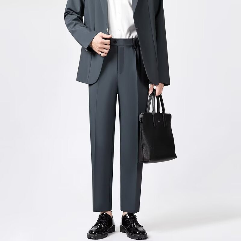 Herrebukser – Slank Pasform – Ankel Længde – Skarp Pressefold – Elegant Look