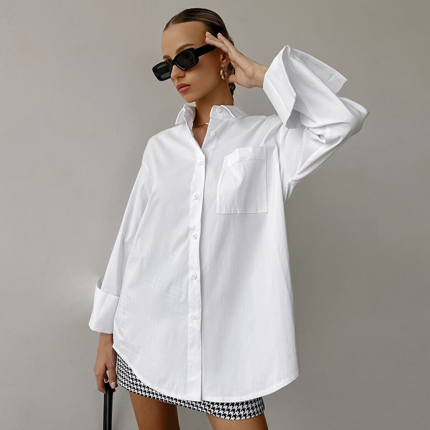 Dame Skjorte – Oversize Pasform – Bomuldsblanding – Lange Ærmer – Knaplukning