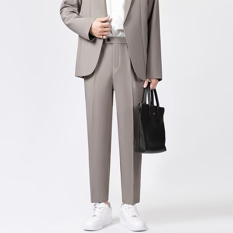 Herrebukser – Slank Pasform – Ankel Længde – Skarp Pressefold – Elegant Look