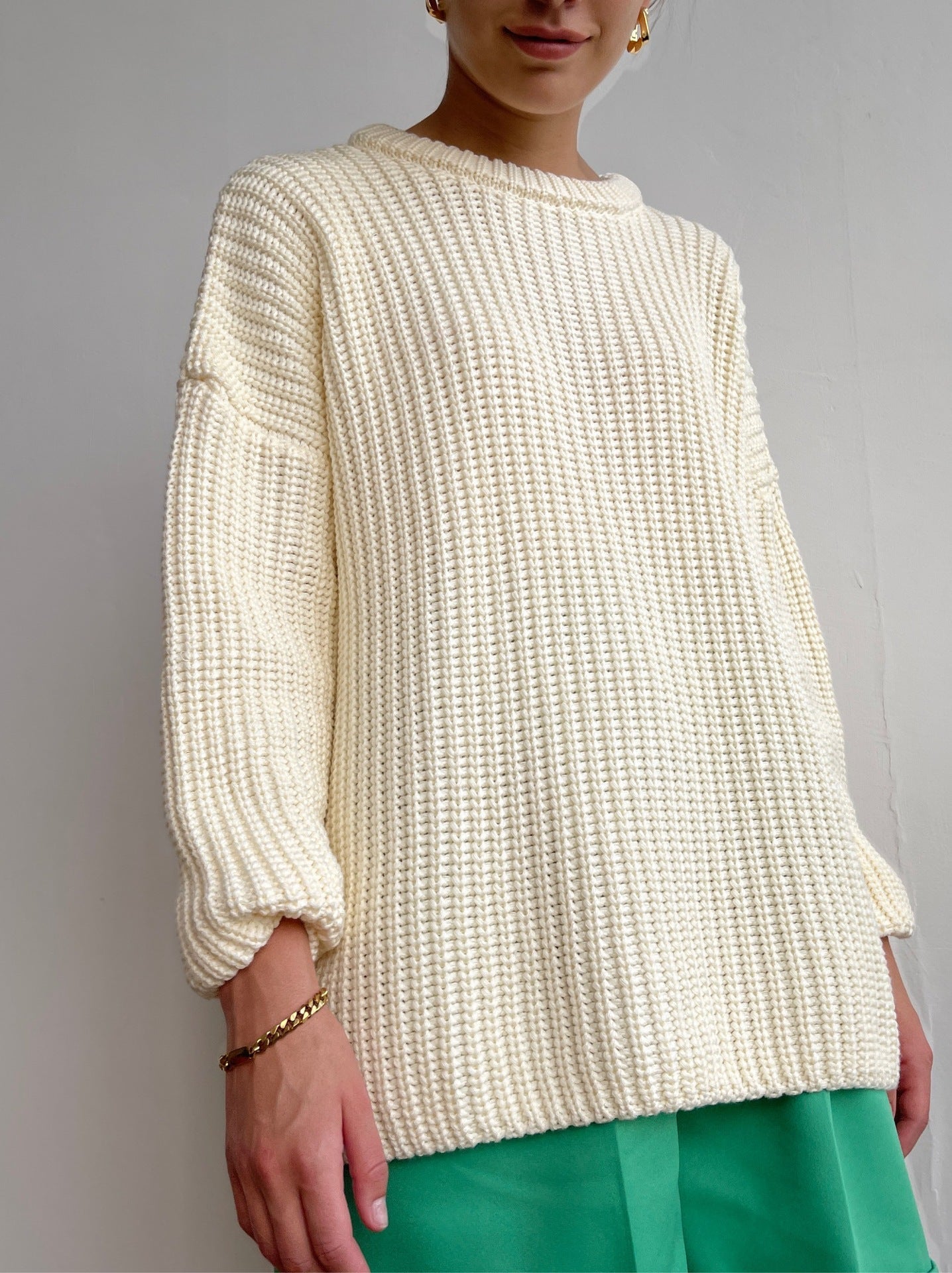 Women's Knit Sweater – Oversized Fit – Ribbed Texture – Relaxed Round Neck