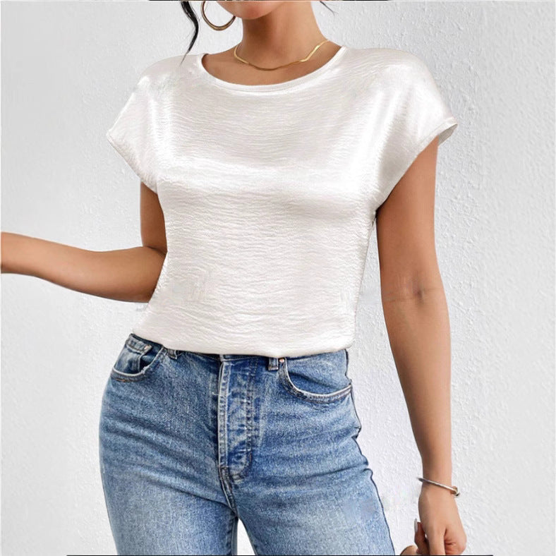 Women's Shirt with Short Sleeves – Relaxed Fit – Light Shiny Luxury Look