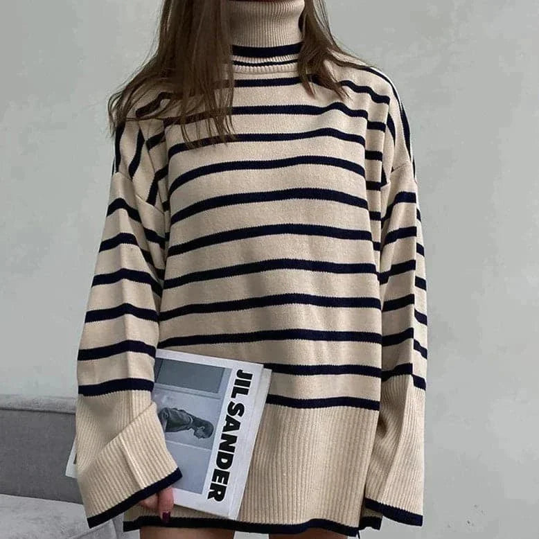 Women's Knit Sweater - Oversized Fit - Soft Turtleneck - Long-Sleeved Casual Design