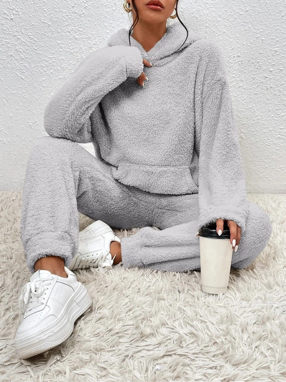 Women's Loungewear Set - Soft Teddy Fleece - Hoodie & Pants - Casual & Comfortable