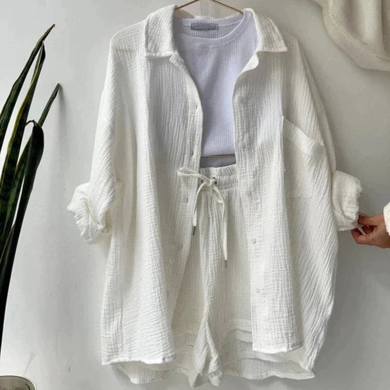 Women's Set – Long Sleeve Shirt & Button Closure – High-Waisted Shorts with Elastic
