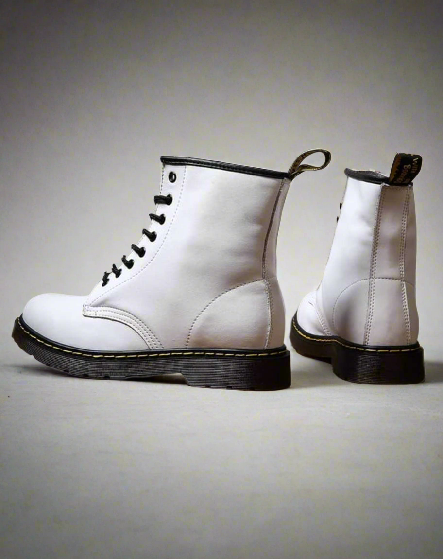 Men's Leather Boots - Ankle-High Lace-Up Boots - Comfortable Tread Sole - Robust Design