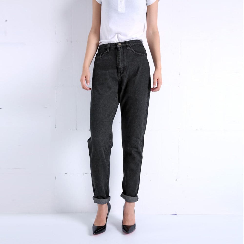 Women's Jeans - High-Waisted - Relaxed Fit - Rolled Edges - Comfortable Everyday Style