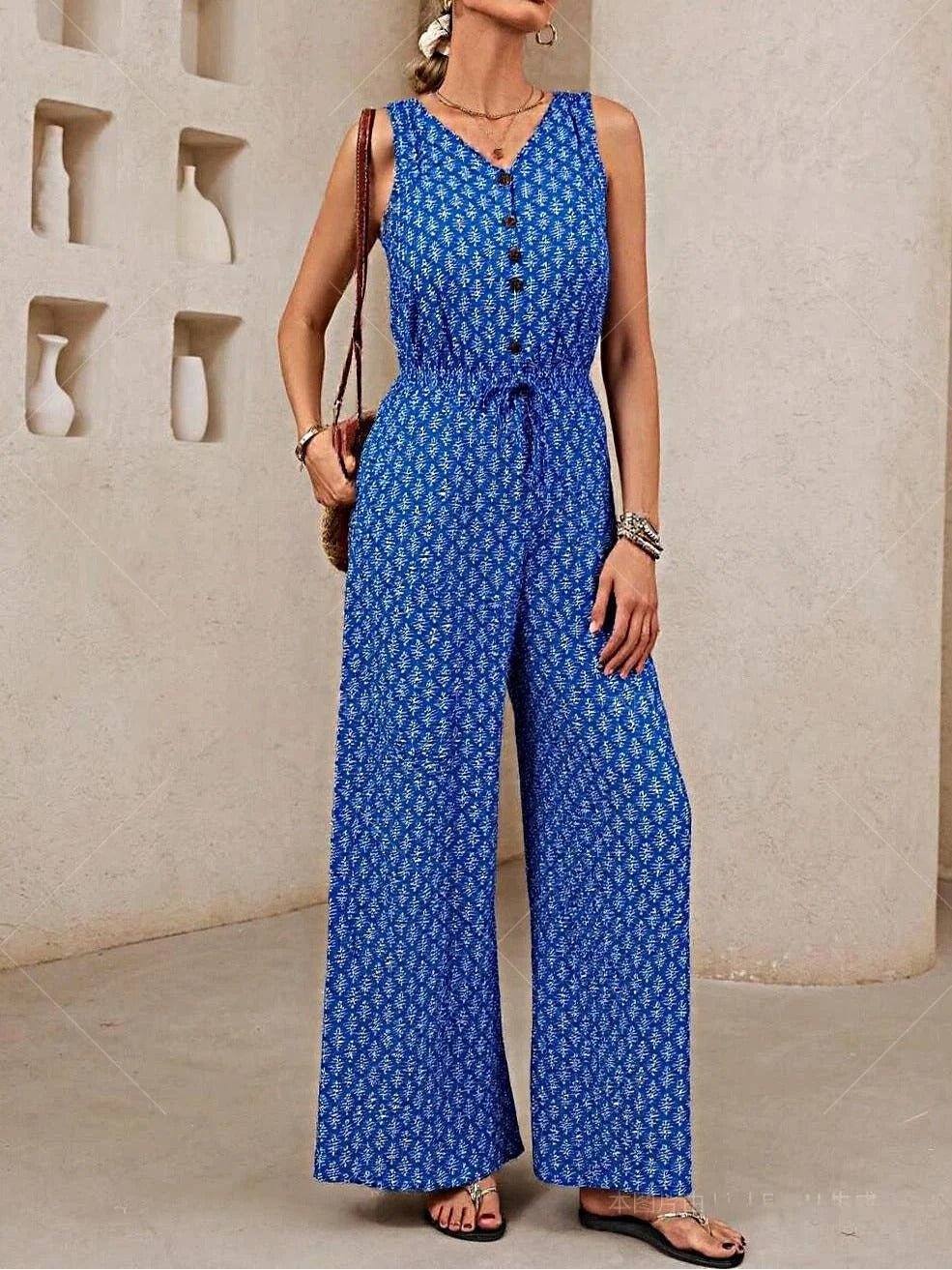 Women's Jumpsuit – Relaxed Fit – Sleeveless – V-Neck – Waist Tie