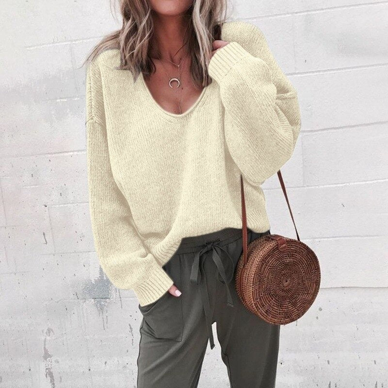 Women's Knit Sweater – Relaxed Fit – Deep V-Neck – Long Sleeves – Soft Wool Knit