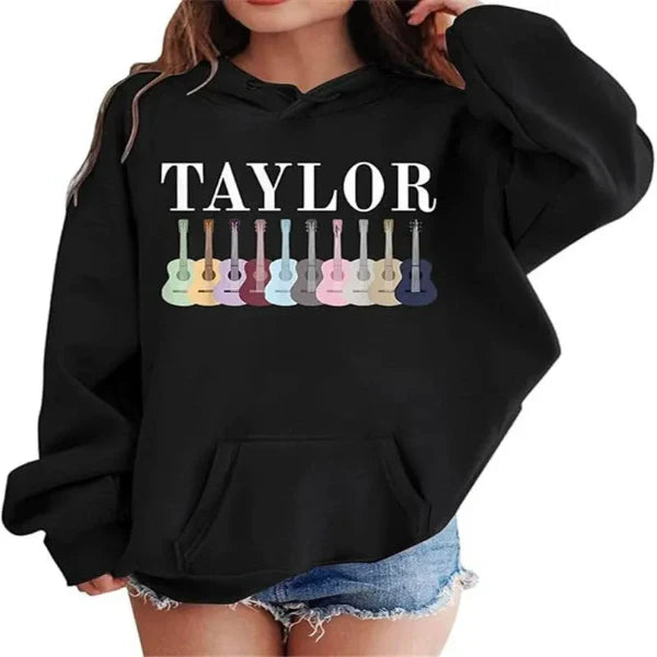 Women's Hoodie – Oversized Fit – Graphic Print – Soft Cotton – Casual Style