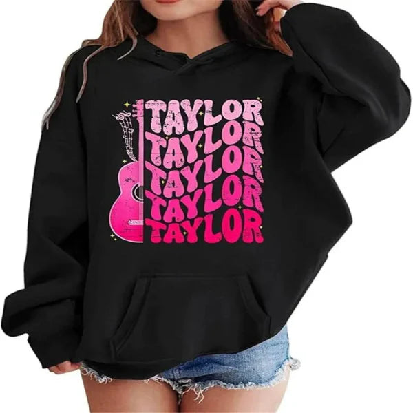 Women's Hoodie – Oversized Fit – Graphic Print – Soft Cotton – Casual Style