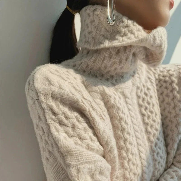Women's Pullover Sweater – Wool – Turtleneck – Relaxed Fit – Cable Knit Long Sleeve