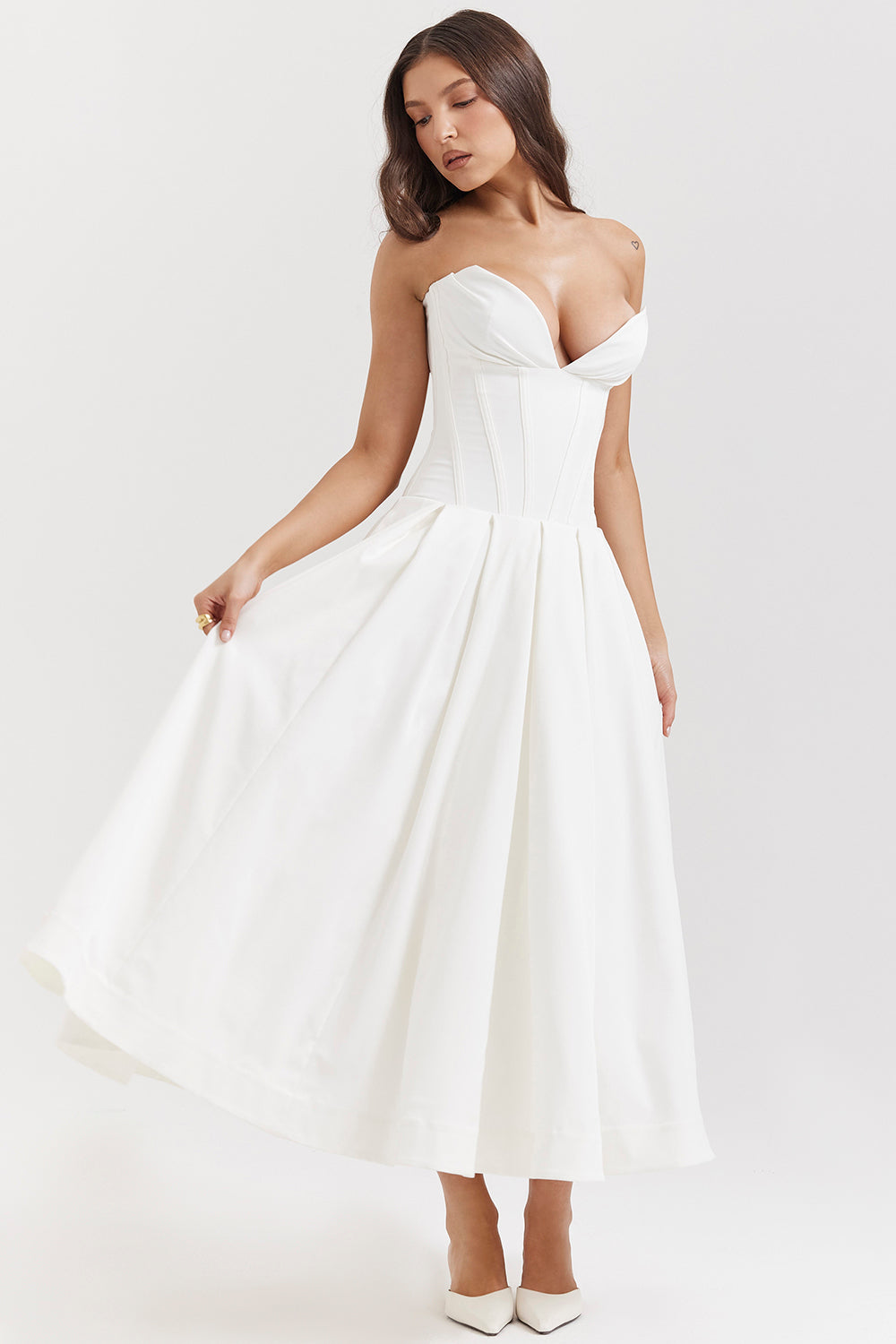 Kjole til kvinder – Stropløs midi – Vævet satin – A-line snit – Elegant pasform
