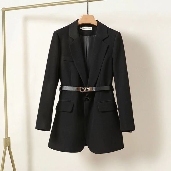 Women's Blazer – Tailored Fit – Belted Waist – Long Sleeves – Formal Look