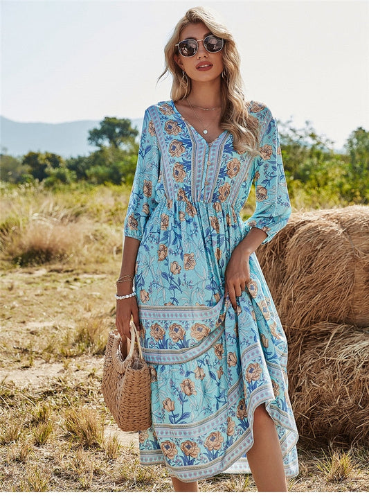 Dress for Women – Midi Length – Relaxed Fit – V-Neck – Floral Print