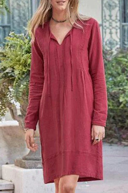 Dress for women – relaxed fit – V-neck with tie – long sleeves – layered hem