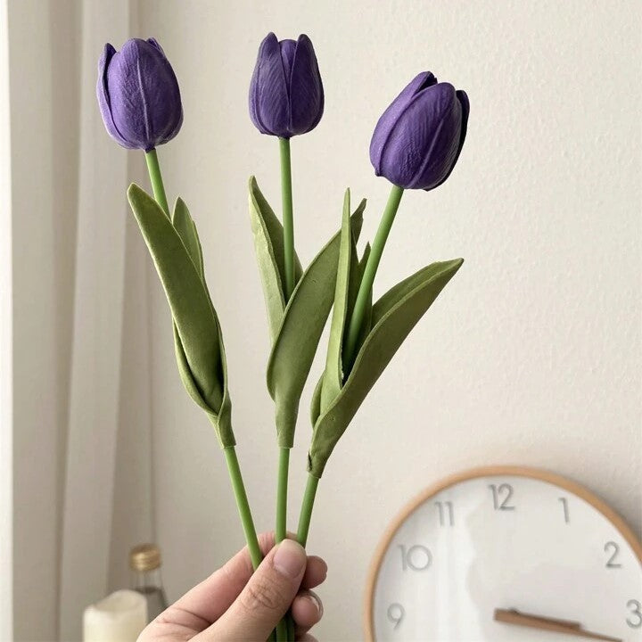 Artificial Flower Bouquet With Realistic Leaf Detailing