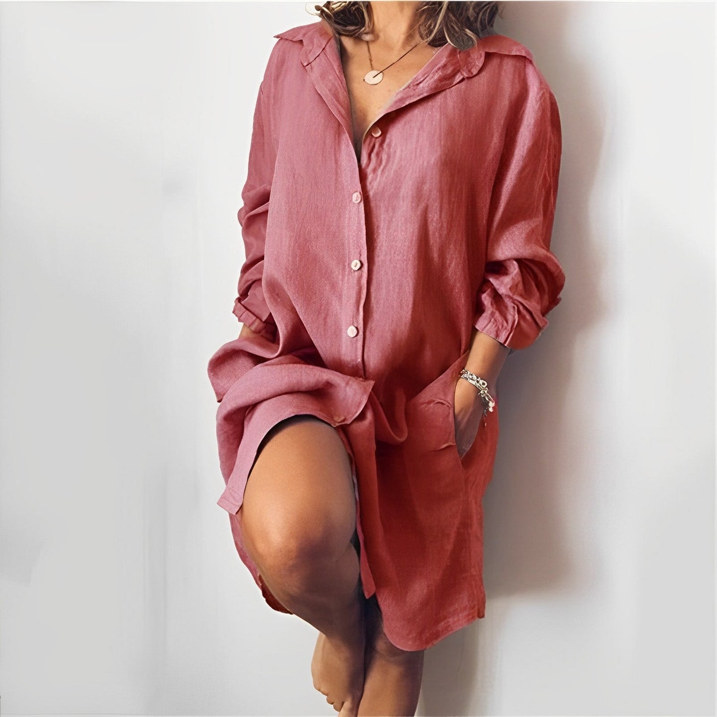 Women's Blouse – Relaxed Fit – Light and Breathable – Long Sleeves – Button Closure – Mid-Length