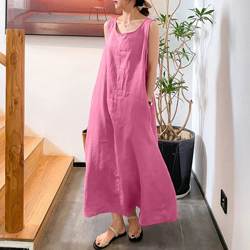 Women's Maxi Dress - Sleeveless Loose Fit - Light and Breathable - Round Neck Casual Look
