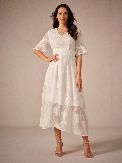 Women's Maxi Dress – Elegant Fit – Floral Lace – V-Neck – Flutter Sleeves