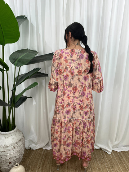 Dress for Women - Loose Fit - V-neck - Elbow-length Sleeves - Asymmetric Hem - Animal Print