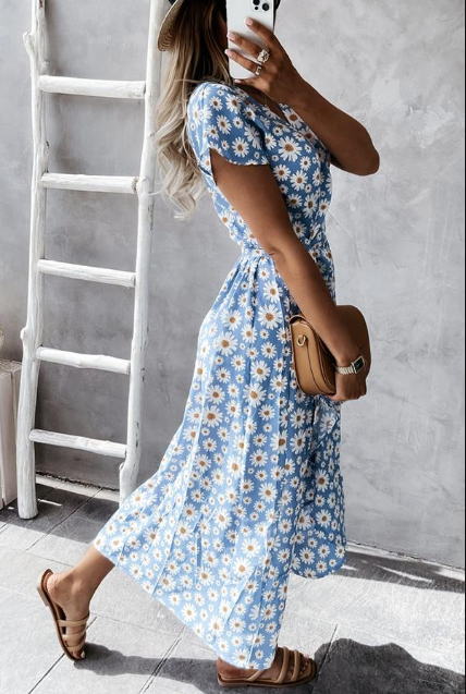 Women's Dress – Relaxed Fit – A-Line Cut – Floral Print – Light and Breathable