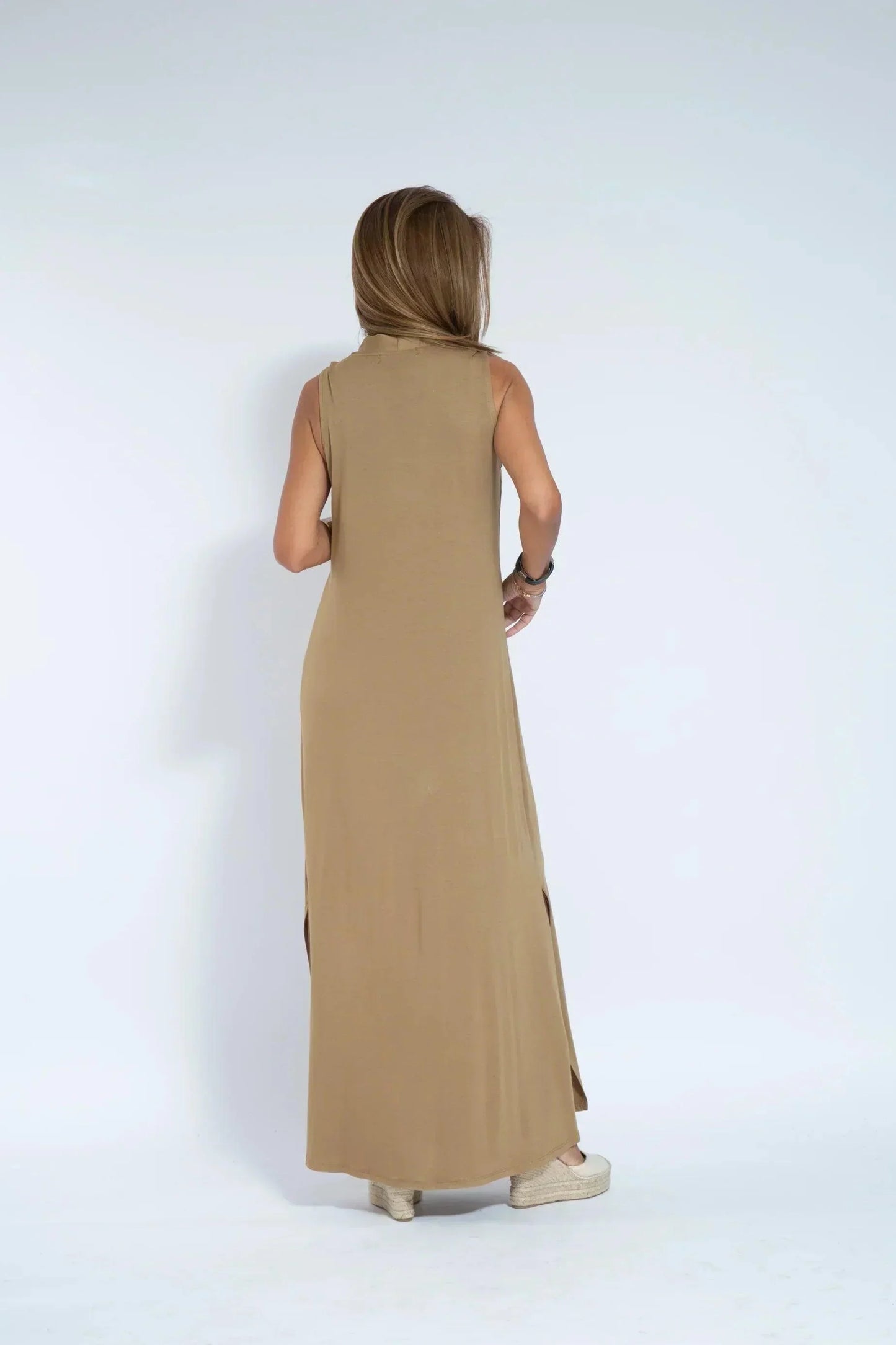 Women's Maxi Dress - Sleeveless V-neck - Light and Flowy Fit - Elegant Long Style