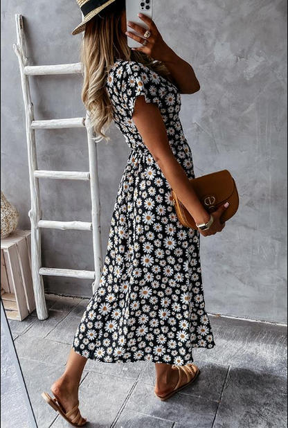 Women's Dress – Relaxed Fit – A-Line Cut – Floral Print – Light and Breathable