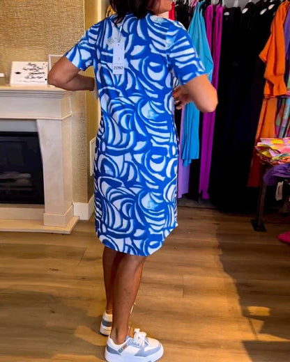 Women's Dress - V-neck - Shirt Dress Cut - Short Sleeves - Relaxed Fit