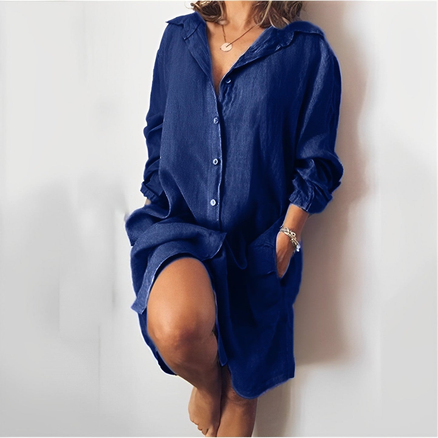 Women's Blouse – Relaxed Fit – Light and Breathable – Long Sleeves – Button Closure – Mid-Length