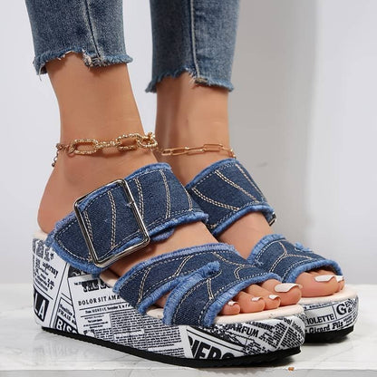 Dame Plateau Sandaler - Denim Overdel - Justerbar Rem - Chunky Sål med Print