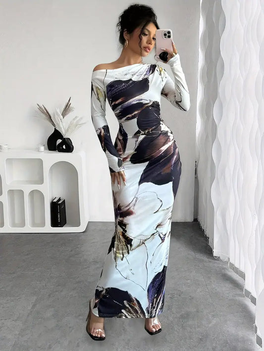 Women's Maxi Dress - Long-Sleeved - Off-Shoulder - Form-Fitting - Elegant Pattern