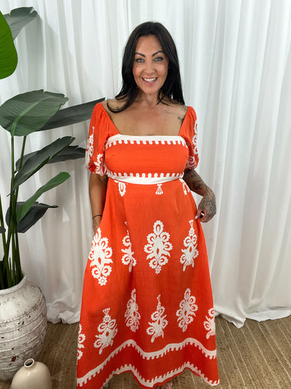 Dame Maxikjole - Off-Shoulder - Pufærmer - Flowy og Elegant Design