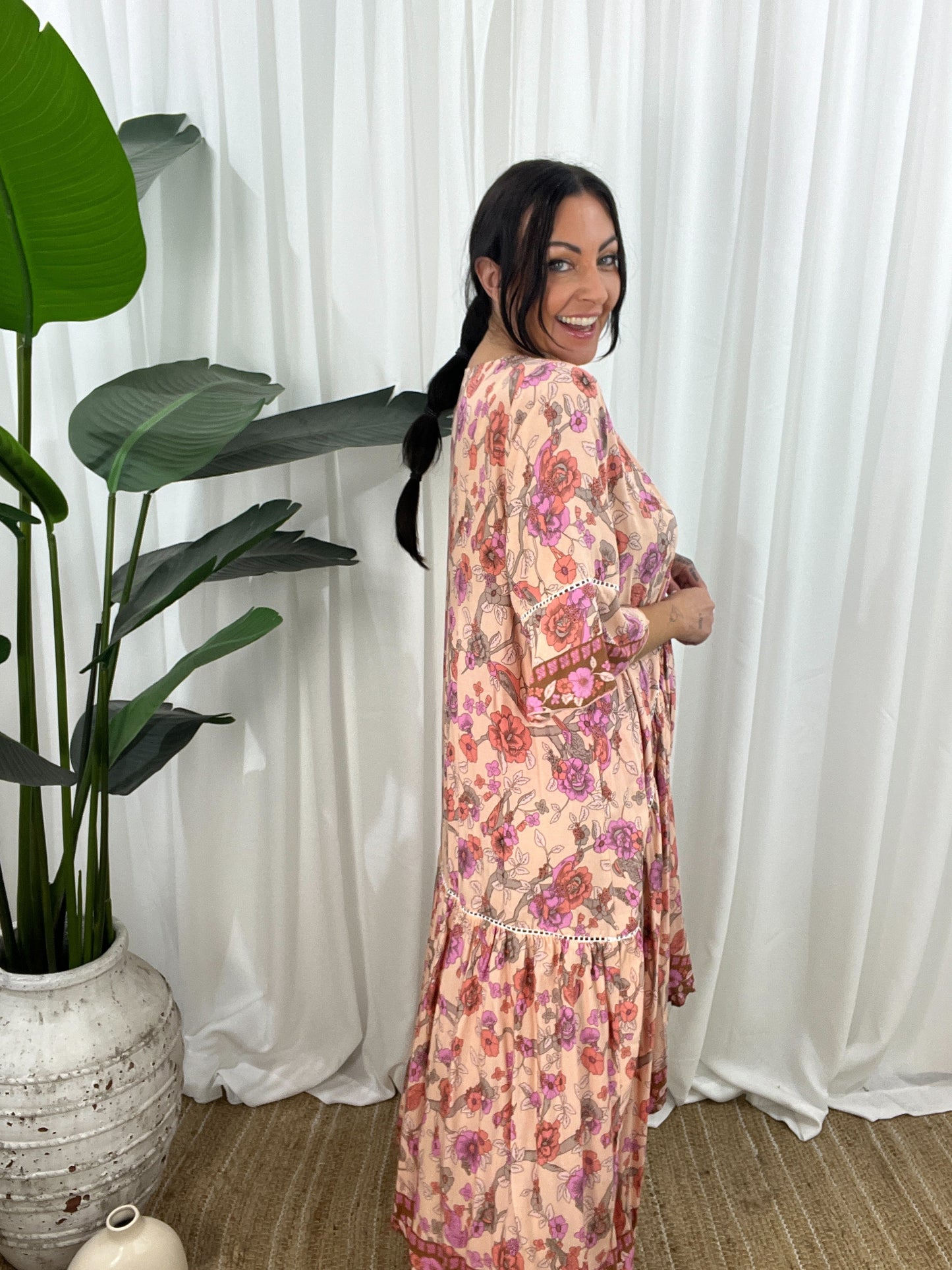 Dress for Women - Loose Fit - V-neck - Elbow-length Sleeves - Asymmetric Hem - Animal Print