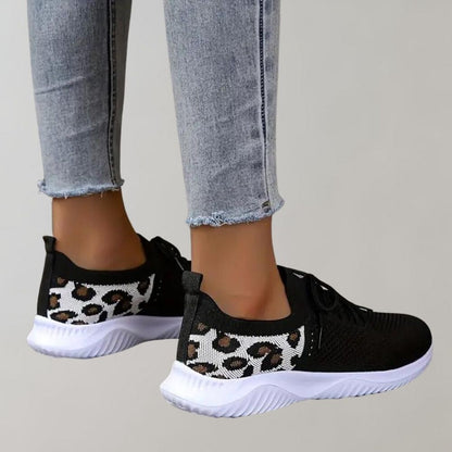 Women's Sneakers - Breathable Mesh - Shock-Absorbing Sole - Lace Closure - Comfortable Fit