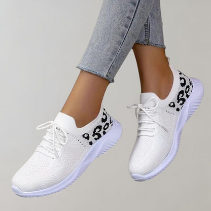 Women's Sneakers - Breathable Mesh - Shock-Absorbing Sole - Lace Closure - Comfortable Fit