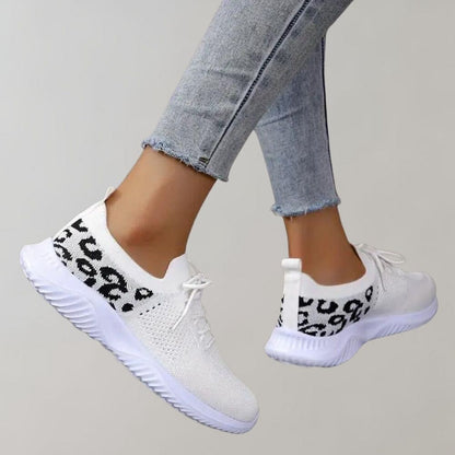 Women's Sneakers - Breathable Mesh - Shock-Absorbing Sole - Lace Closure - Comfortable Fit
